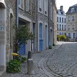 Appartement Moderne Centre-Ville, Proche Remparts